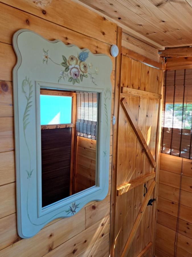 Wooden House At The Mountain-Private Guest House Paranimfoi ภายนอก รูปภาพ