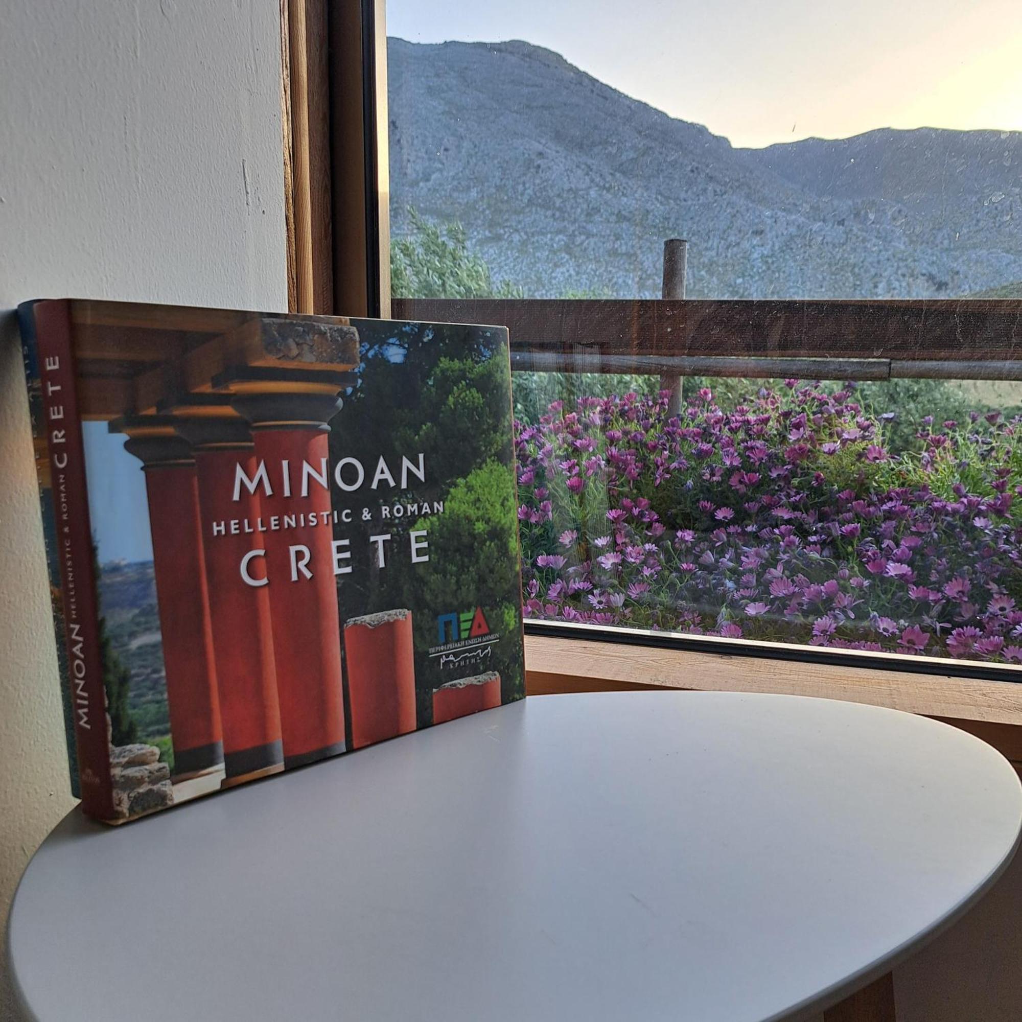 Wooden House At The Mountain-Private Guest House Paranimfoi ภายนอก รูปภาพ