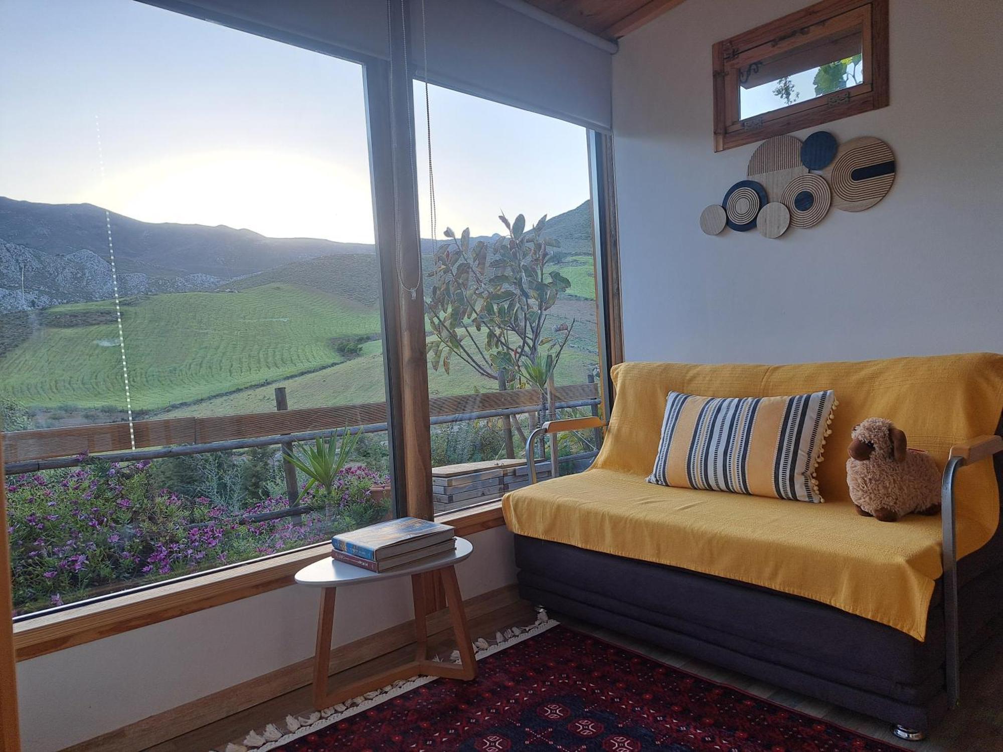Wooden House At The Mountain-Private Guest House Paranimfoi ภายนอก รูปภาพ